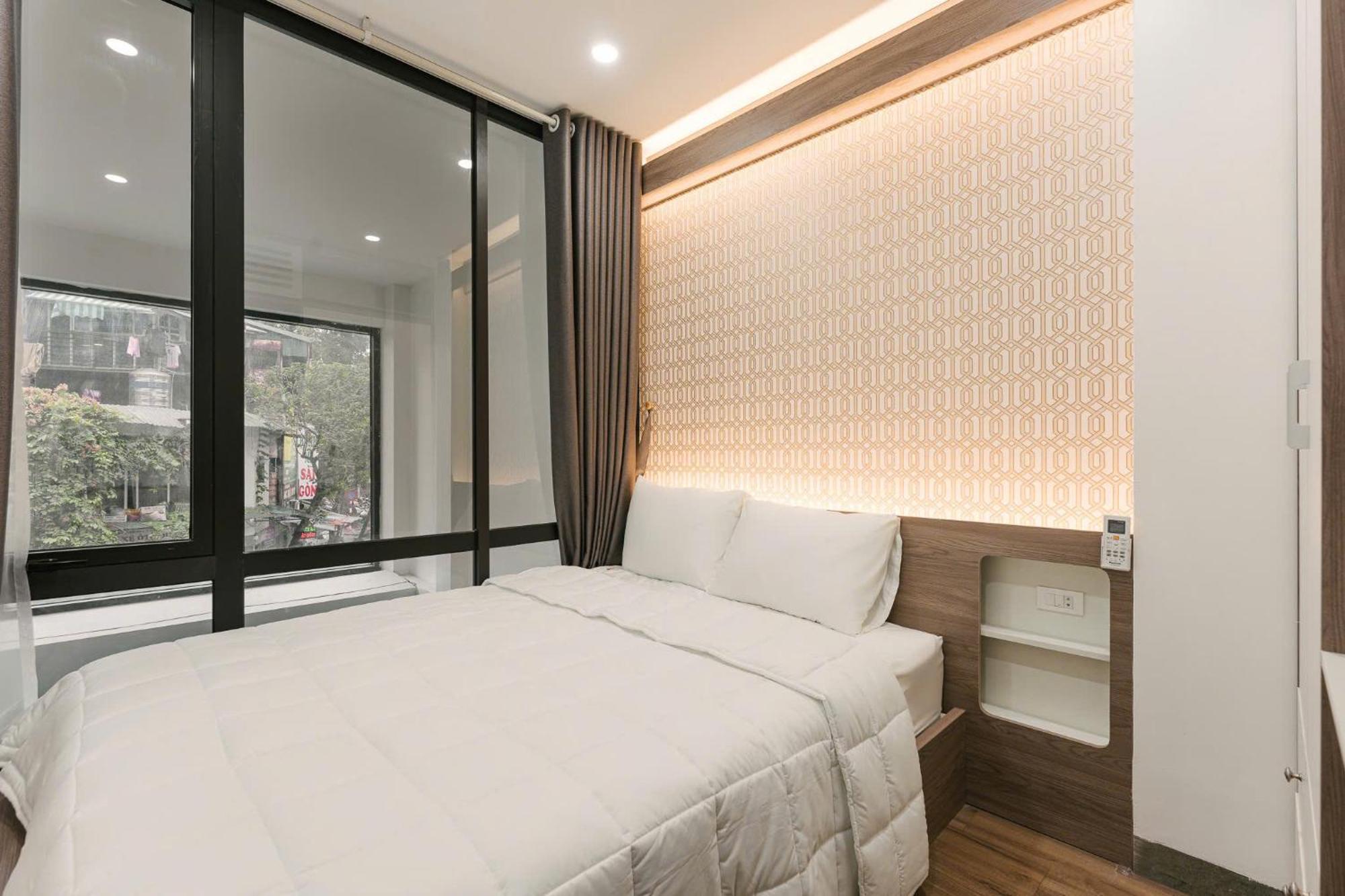 Delapong Hotel And Apartment Ha Noi Hanoi Buitenkant foto